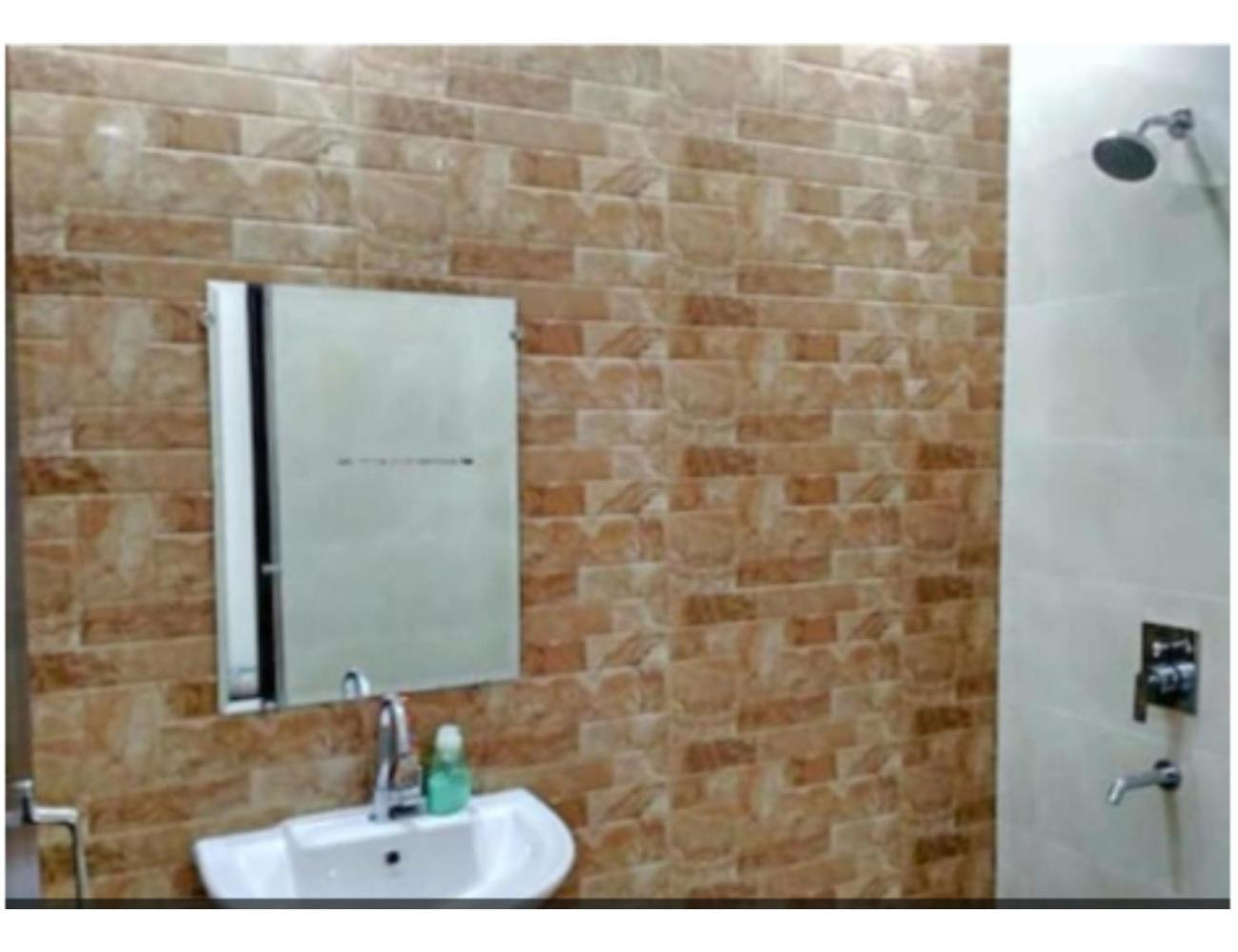 Hotel Basera Guest House, Saharanpur Exterior photo